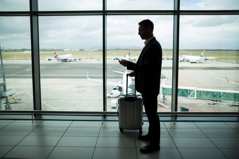 airport taxis matlock